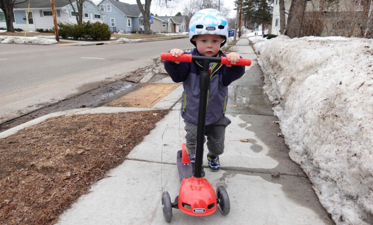 Dual 2 Wheel Drive Electric Scooter Adjustable Height Commute E-Scooter...