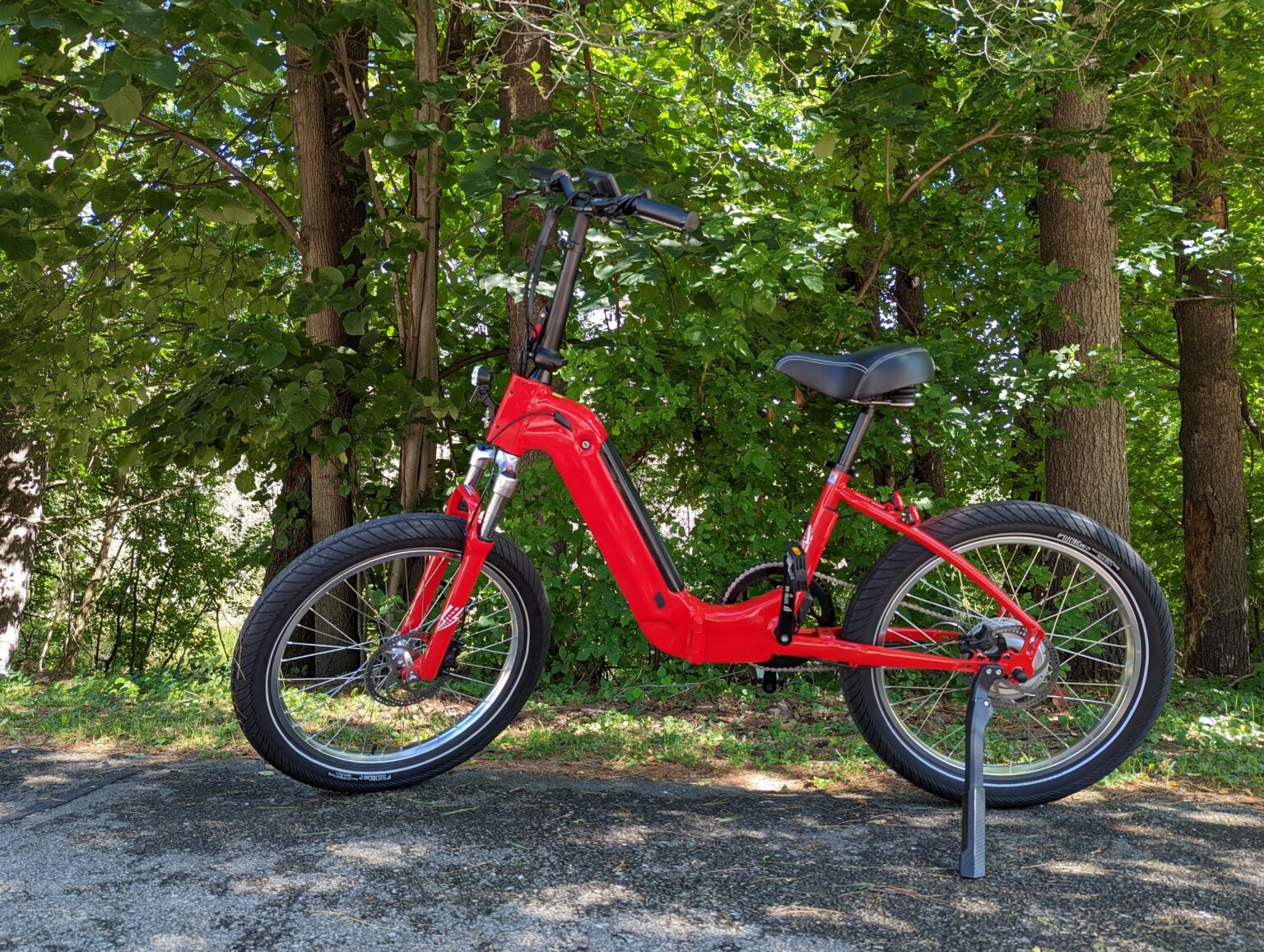 Electric Bike Company Model F Review A Refreshingly Stylish Folding Ebike Ebike Escape