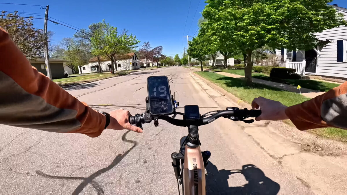 Throttle Only Acceleration To 20 mph on the Aventon Aventure 3