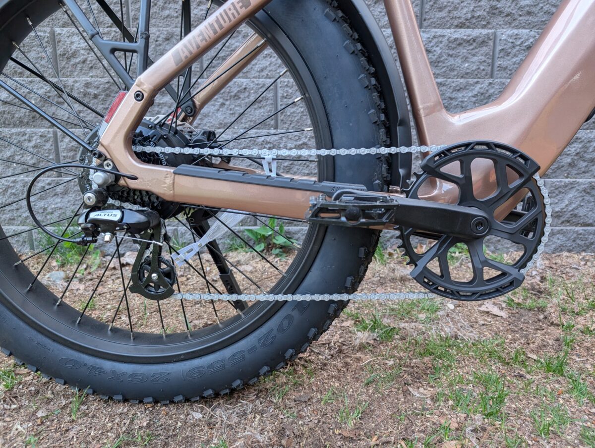 Shimano Altus 8-speed Drivetrain on the Aventon Aventure 3