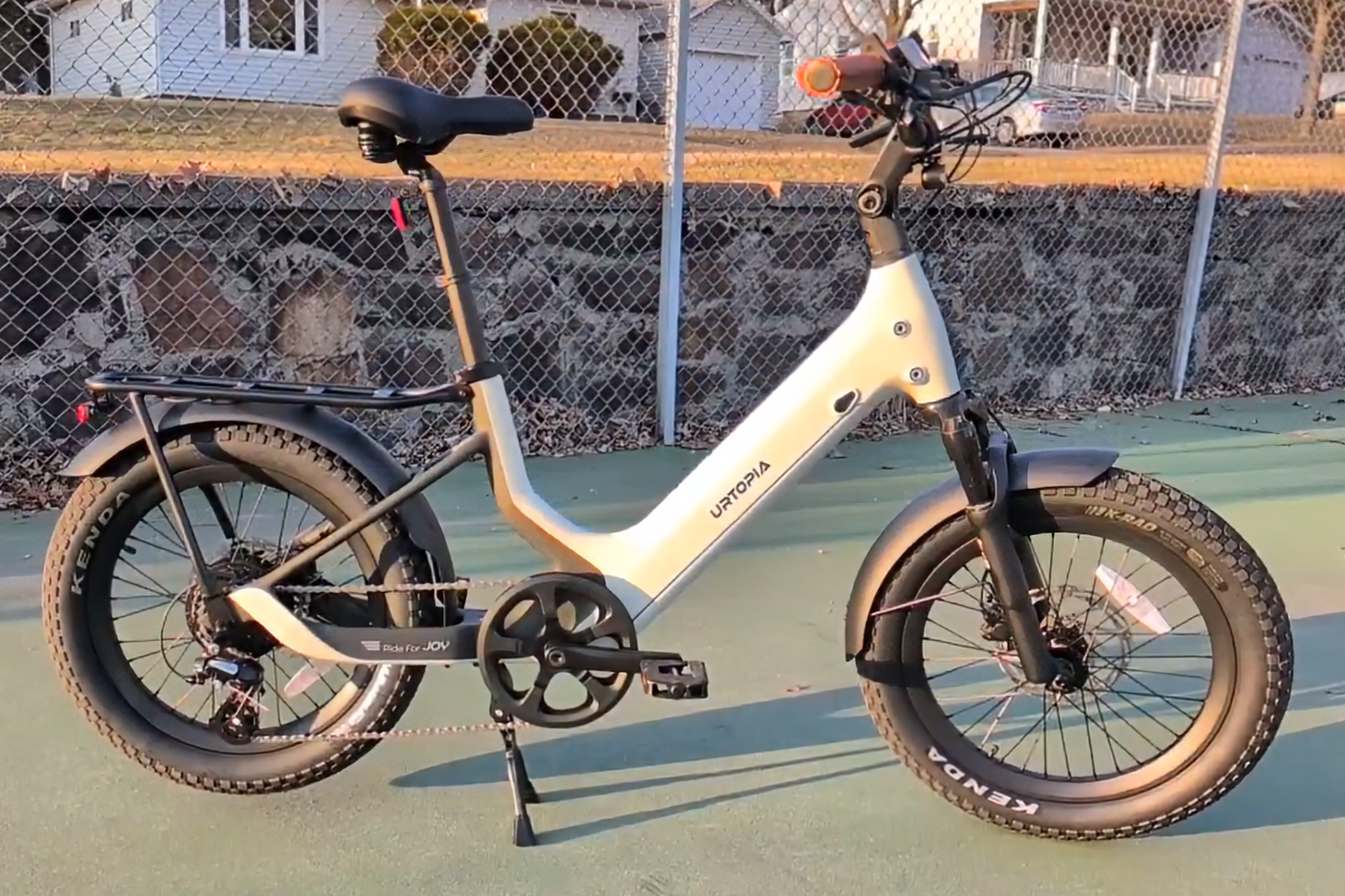 Urtopia Joy Carbon Profile