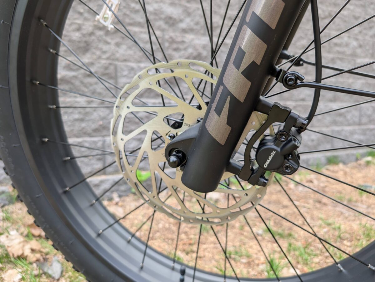2-piston Tektro Hydraulic Disc Brakes with 203mm Front/180mm Rear Rotors on the Velotric Nomad 2X