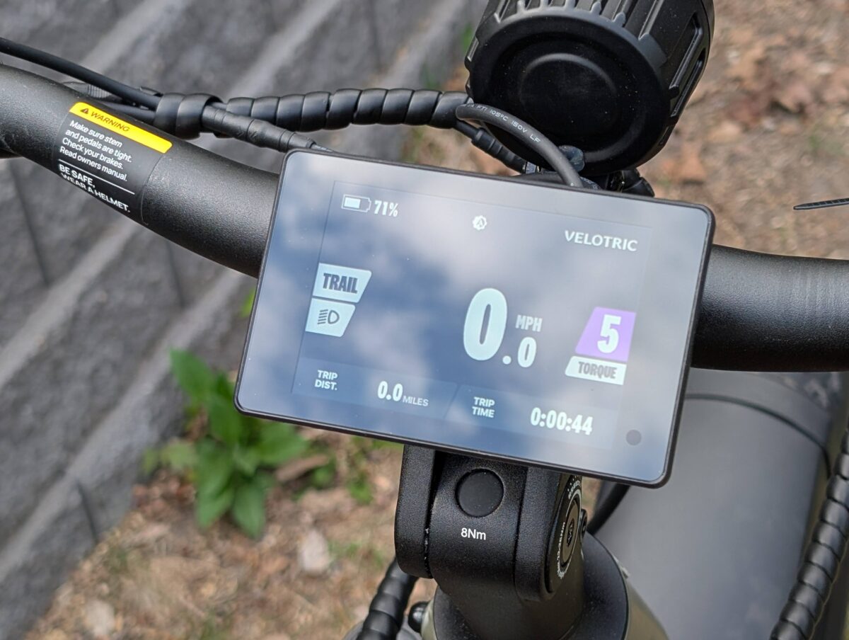 3.5" Color LCD Display from Velotric on the Nomad 2X