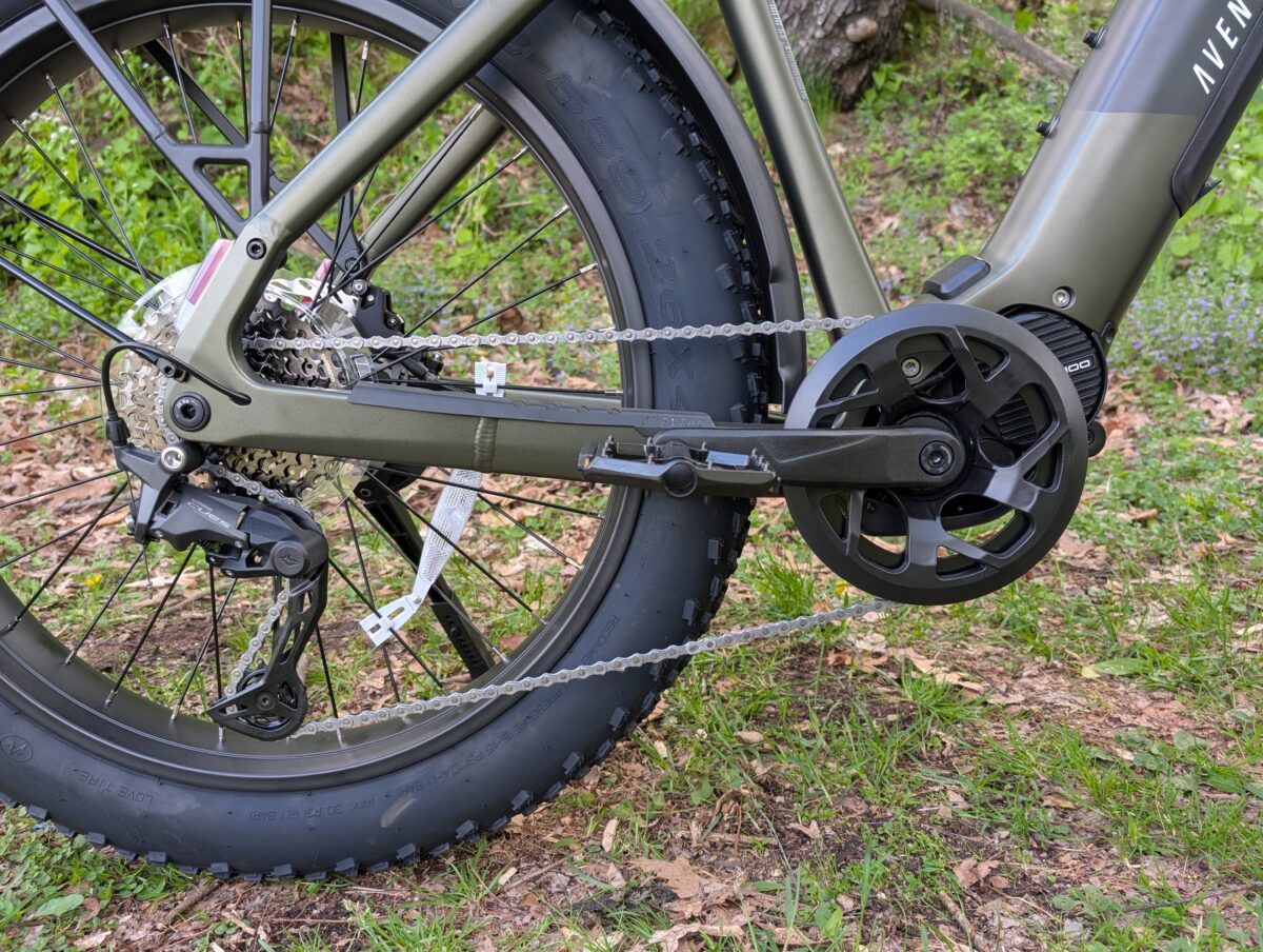 10-speed Shimano Cues Drivetrain on the Aventon Aventure M