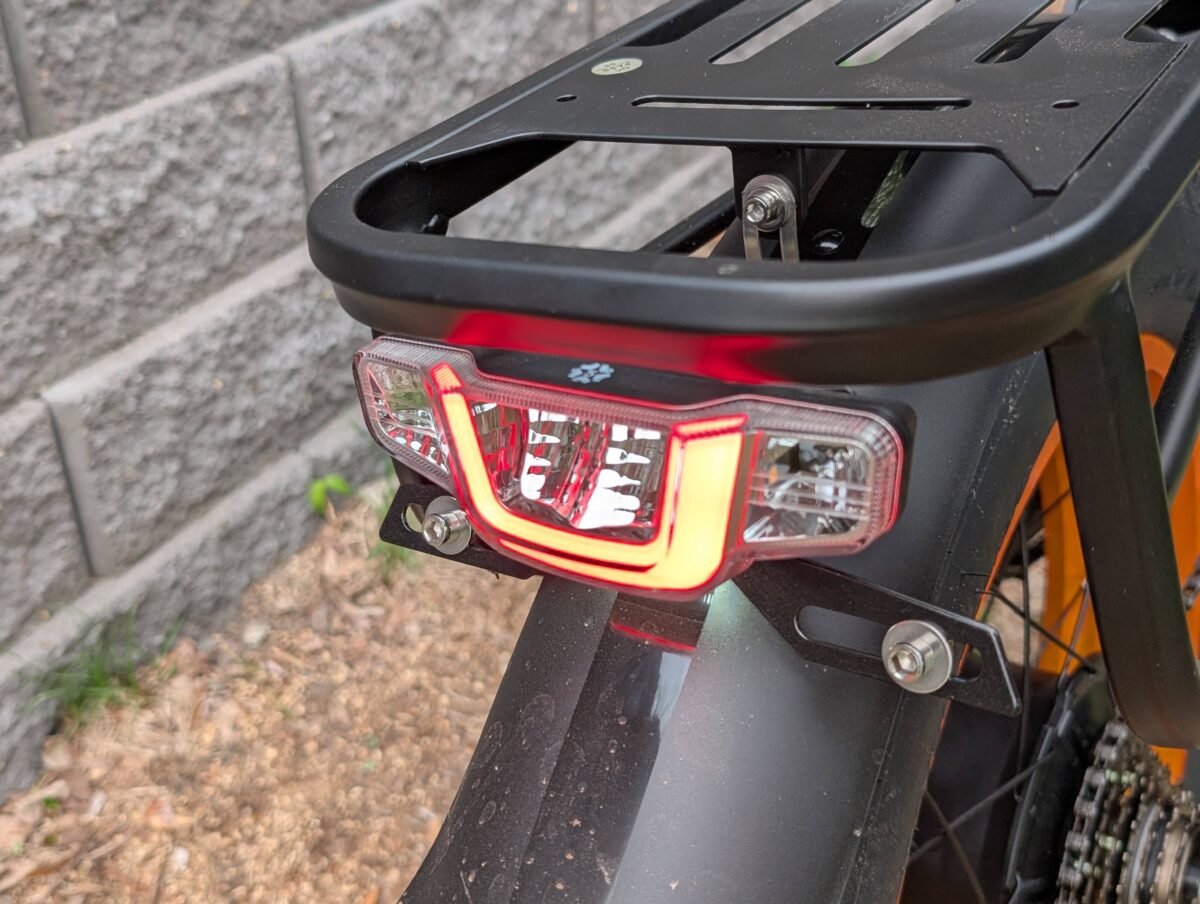 Tailight and Brake Light on the Cyrusher Kommoda 2.0