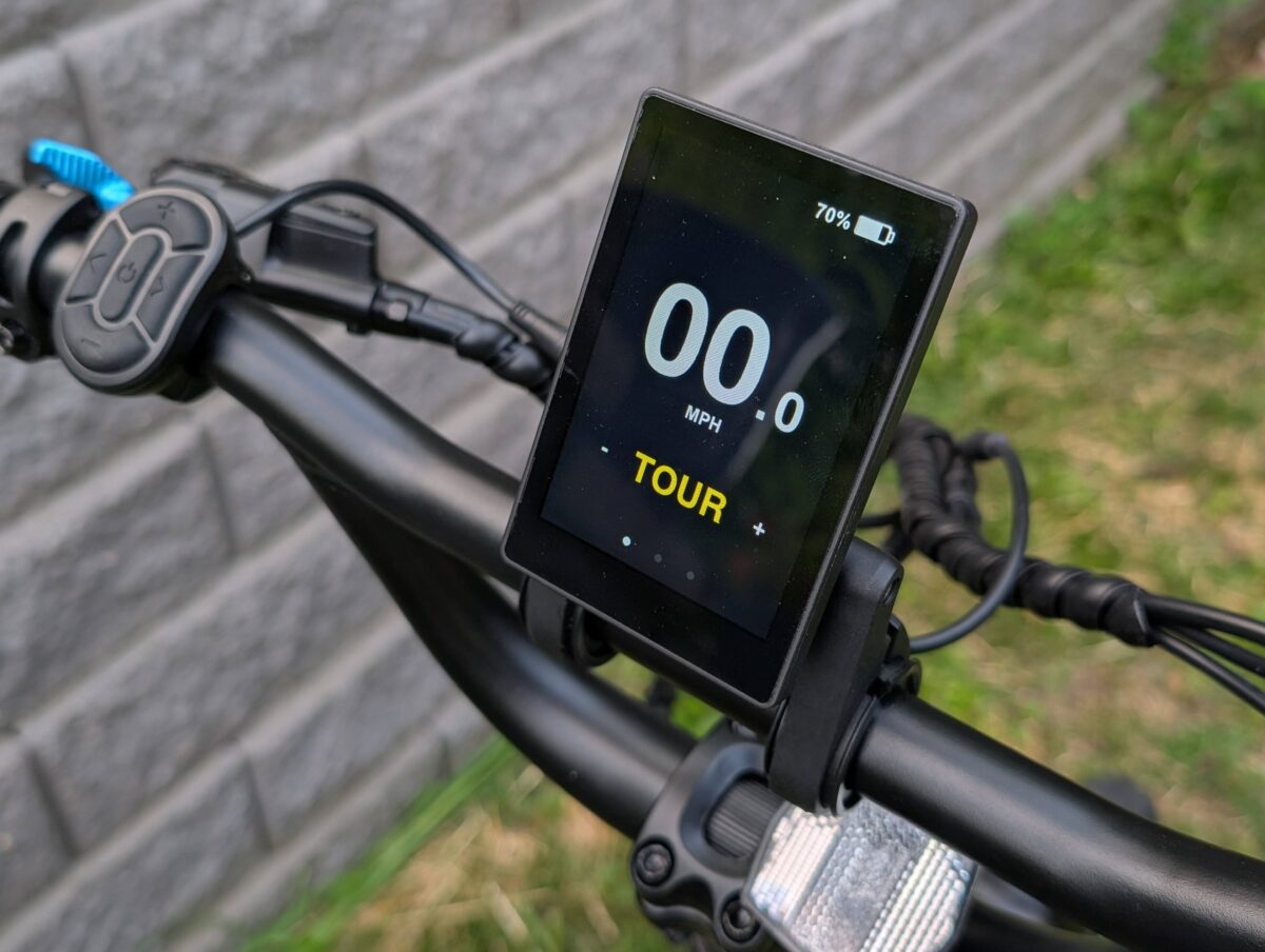 New detachable TFT display on the Lectric XP Trike 2