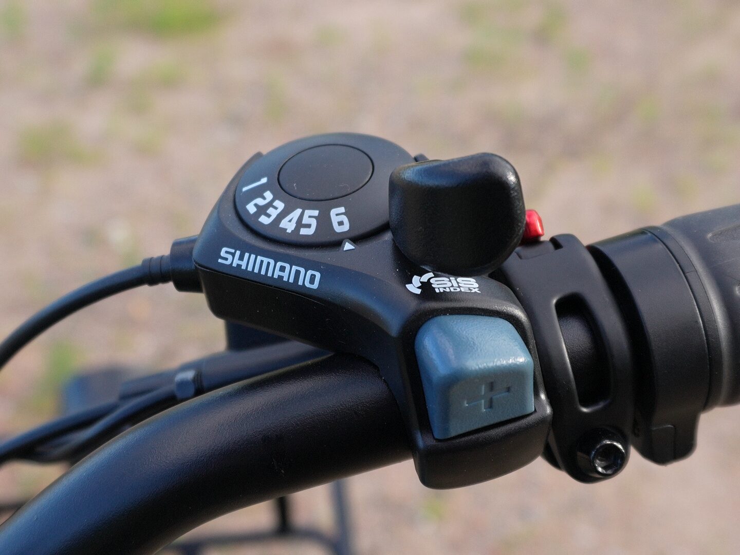 Shimano 6-speed SIS-Index Thumb Shifter on the Mooncool TK Pro