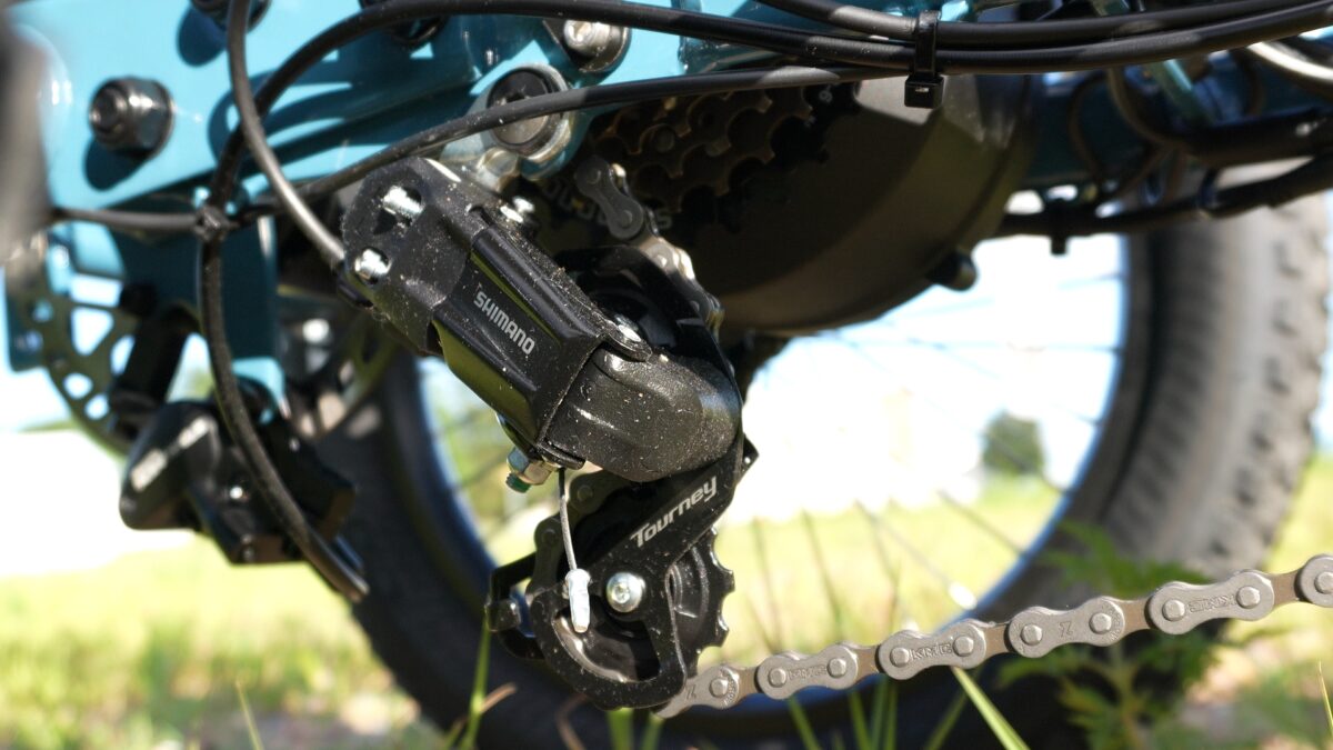 Shimano Tourney Derailleur on the Mooncool TK Pro