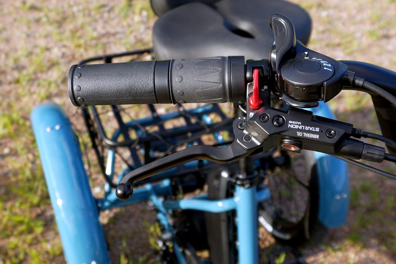 Star-Union Brake Levers on the Mooncool TK Pro