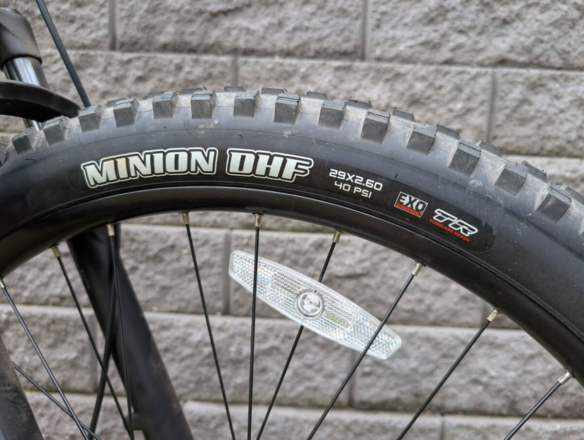 Maxxis Minion DHF Tubeless Tires on the Ride1Up TrailRush
