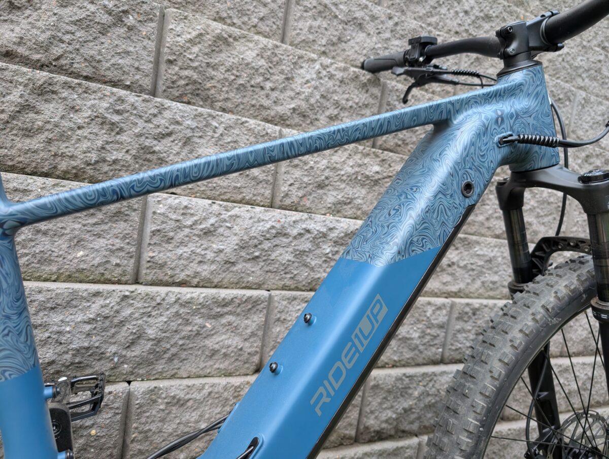 Bottle Cage Mounts on the Ride1Up TrailRush