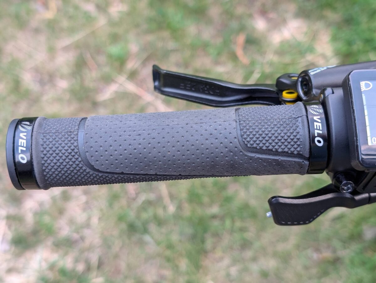 Velo Lock-on Grips on the Ride1Up TrailRush