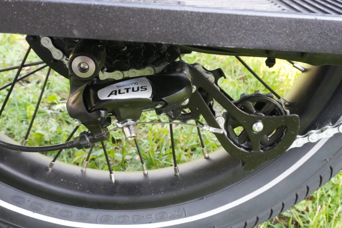 Shimano Altus Derailleur on the Aventon Abound LR