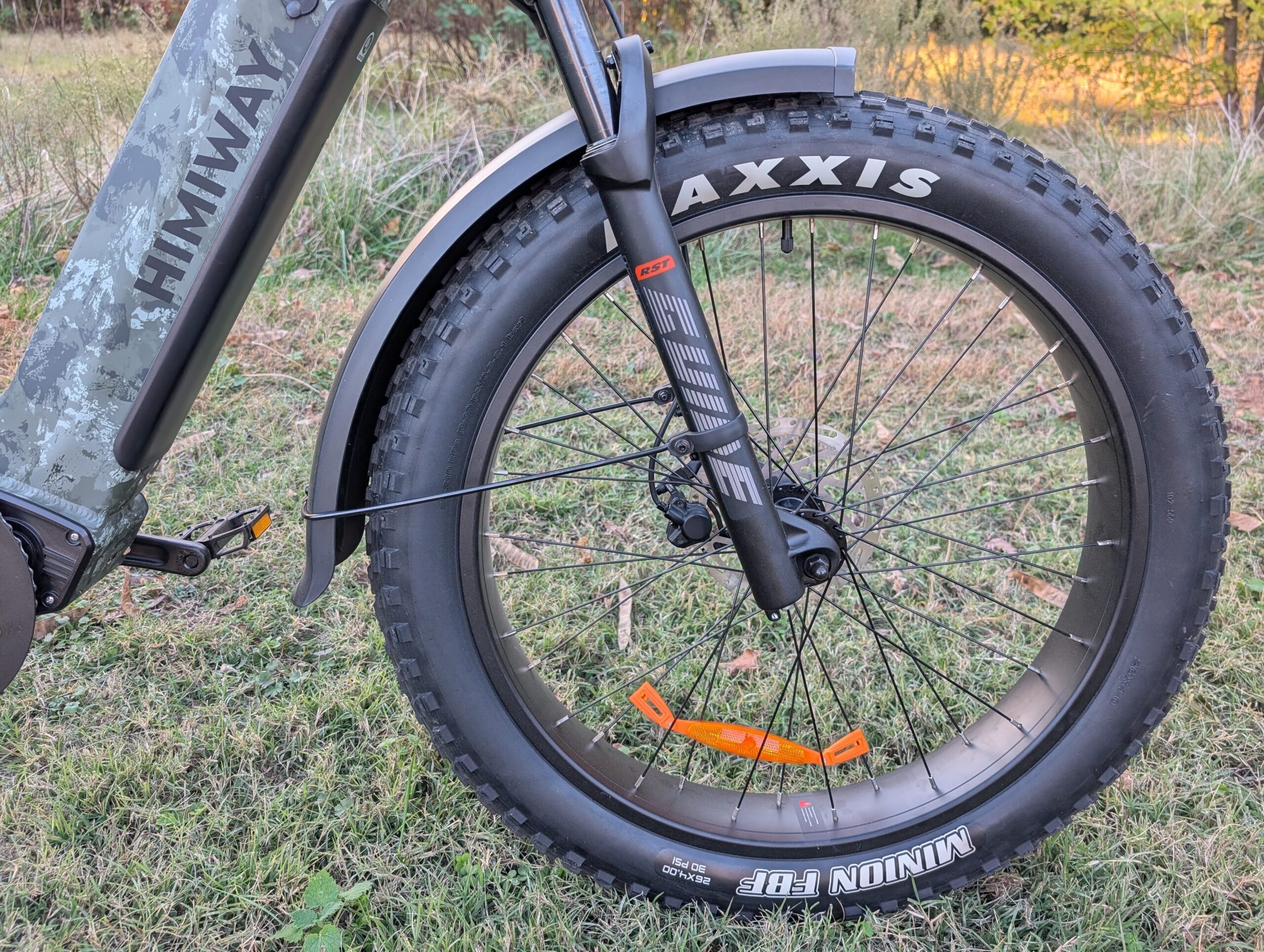 Maxxis Minion FBF 20 x 4-inch Fat Tires on the Himiway D5 2.0