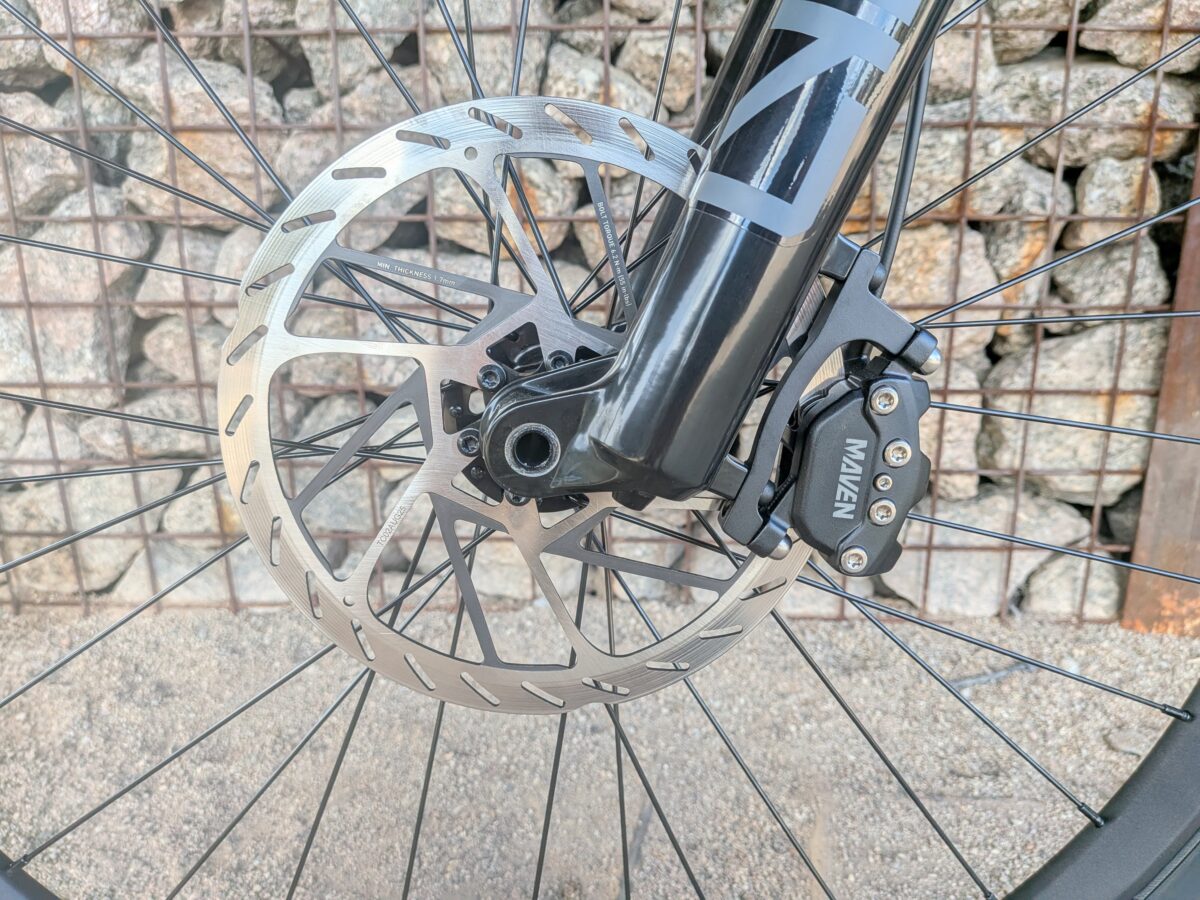 SRAM MAVEN Base 4-piston Hydraulic Brakes
(Aventon Current EXP)