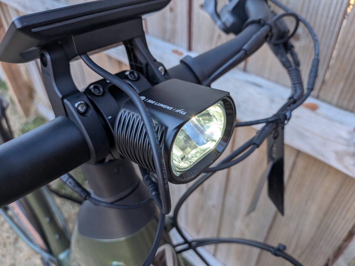 500 Lumen Headlight Velotric Discover M
