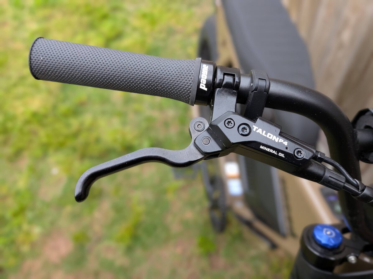 Talon P4 Hydraulic Brake Levers with Motor Cutoff on the Juiced Scrambler Hardtail