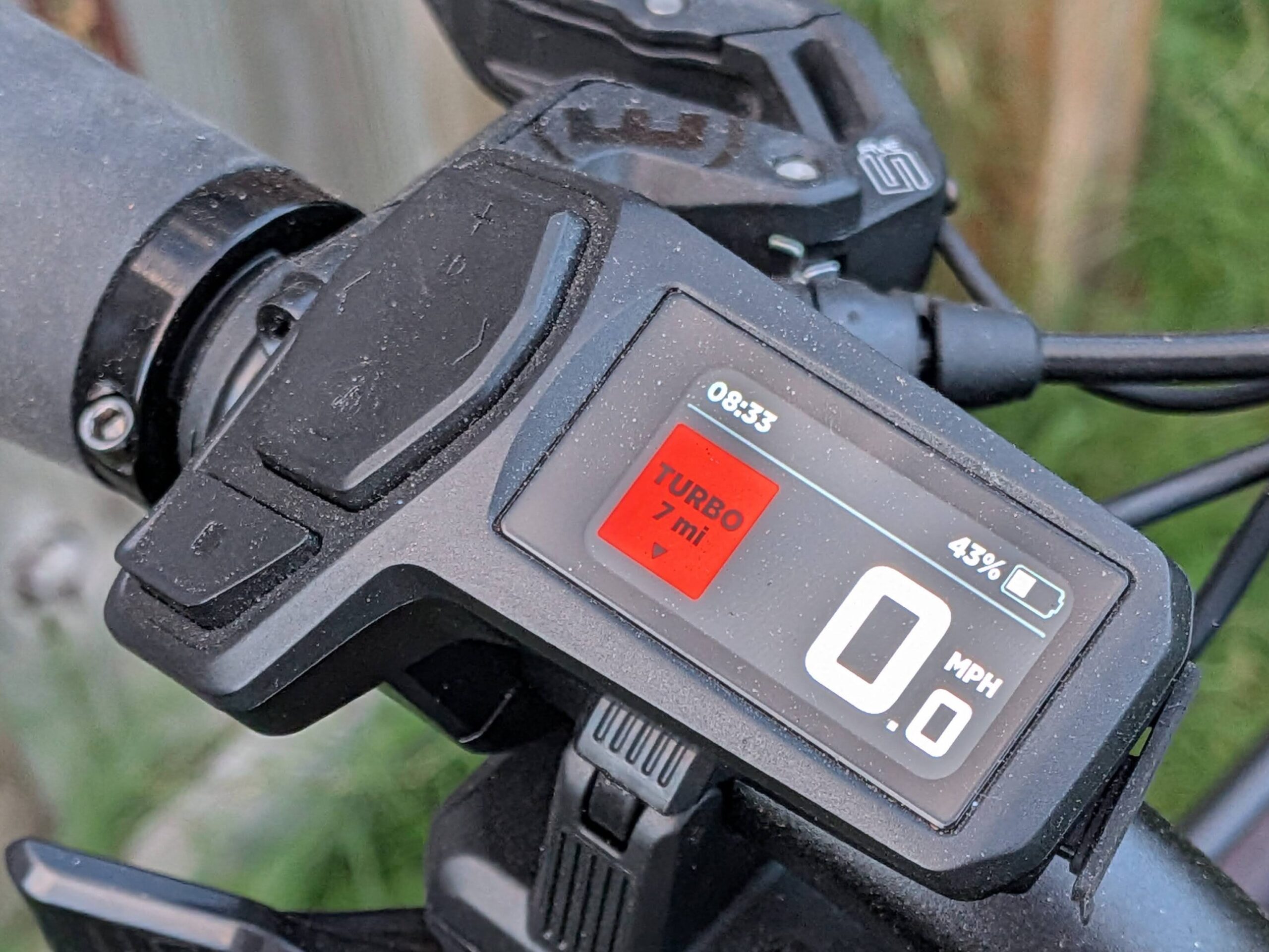 Full-color LCD display on the Radio Flyer Flyer Loop
