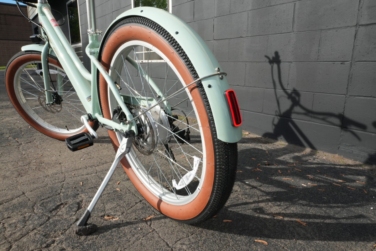 Retrospec Chatham Rev+ 2 taillight integrated into the rear fender