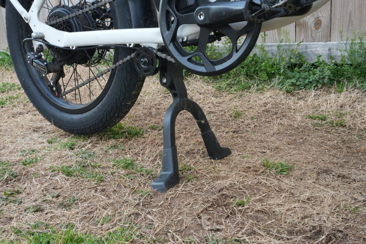Walmart Concord LoadPro dual-leg center kickstand deployed