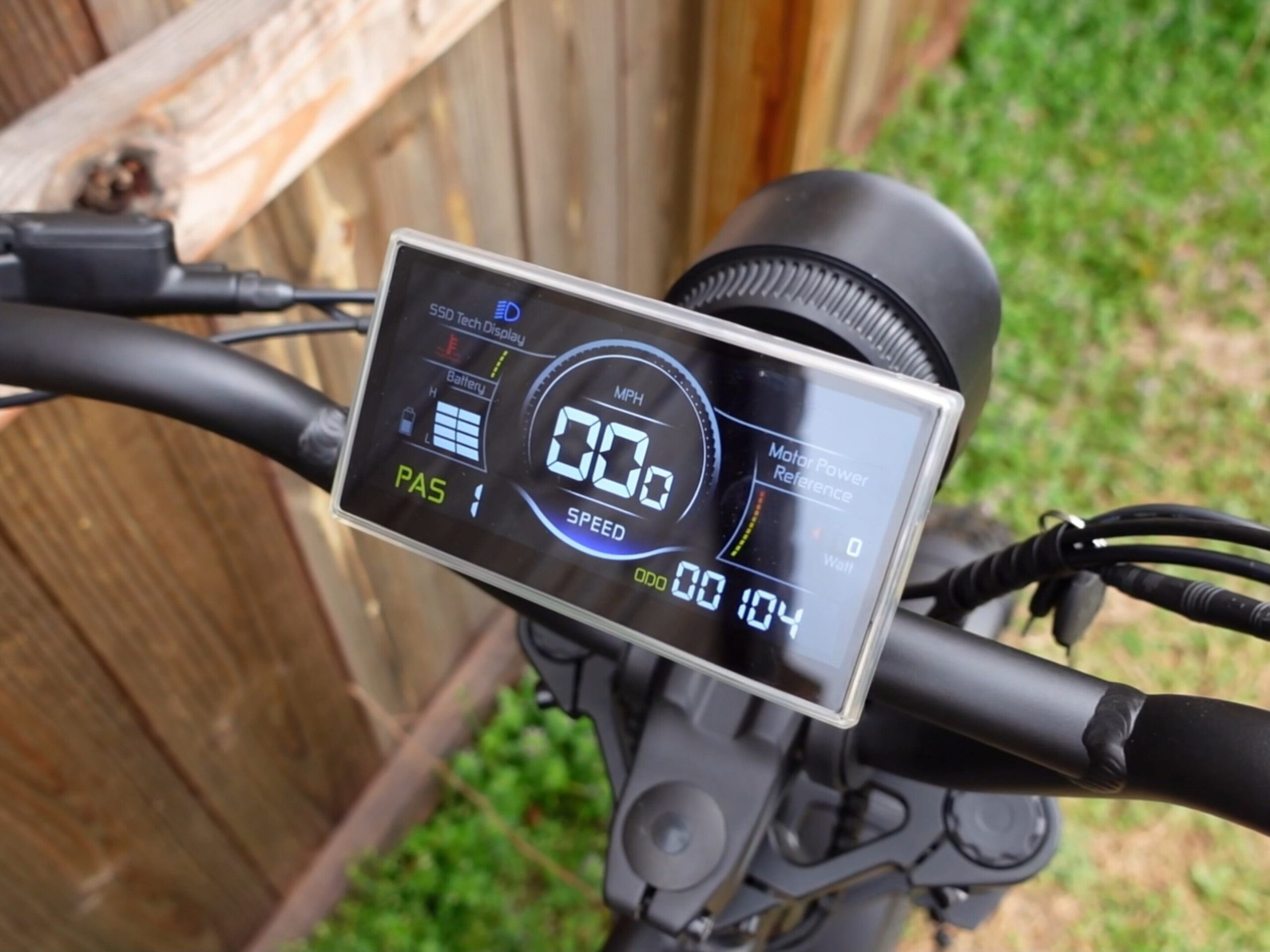 Walmart Concord Voltic color display showing speed, PAS, and battery
