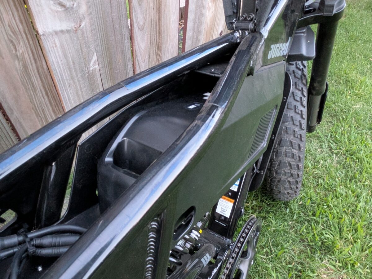 52V 19.2Ah battery in the frame on the Juiced Scrambler Full Suspension