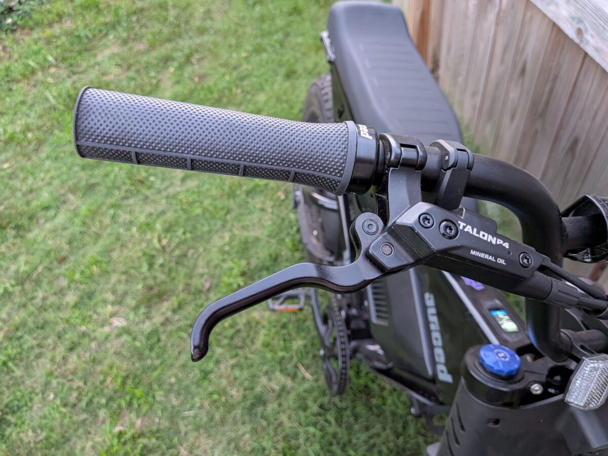 Talon P4 brake lever on the Juiced Scrambler Full Suspension
