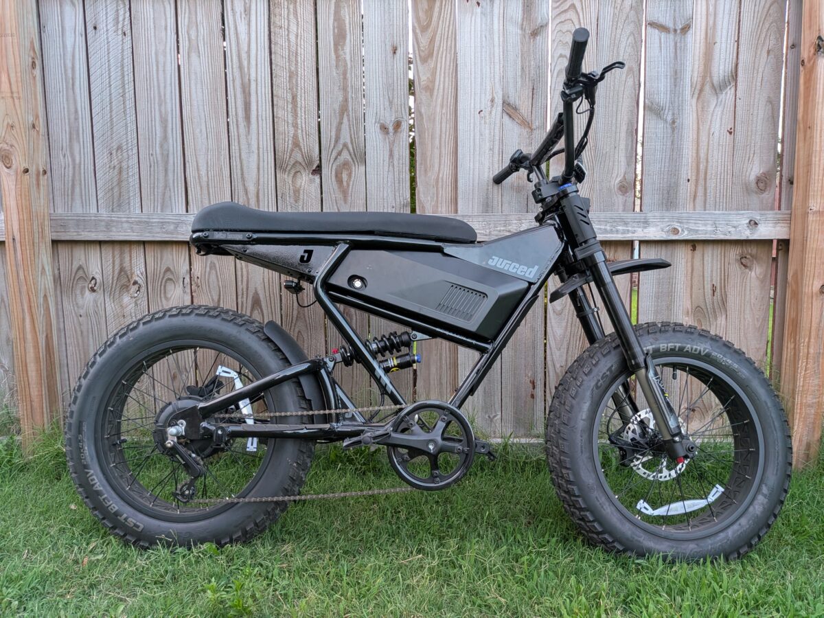 Drive-side profile on the Juiced Scrambler Full Suspension