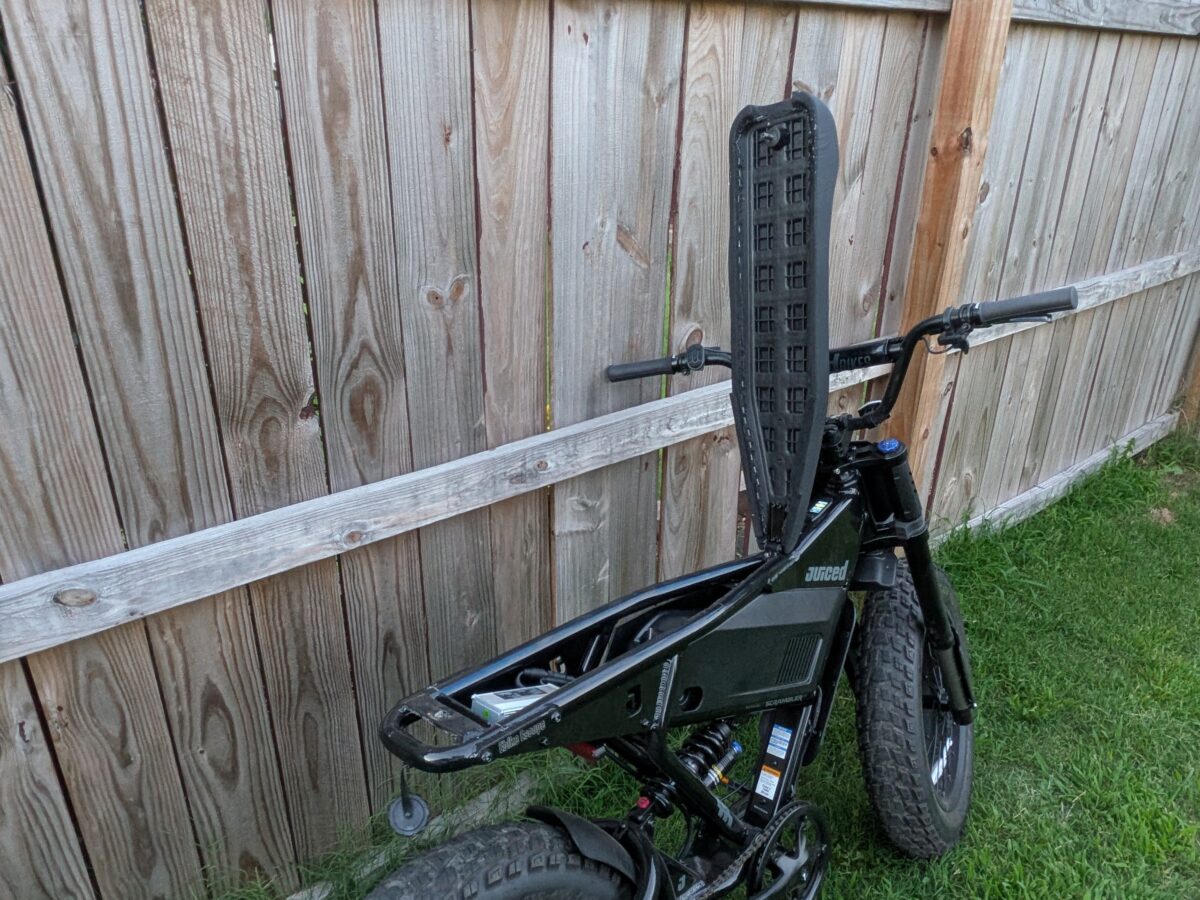 Lift-Up seat on the Juiced Scrambler Full Suspension Moped-Style Ebike