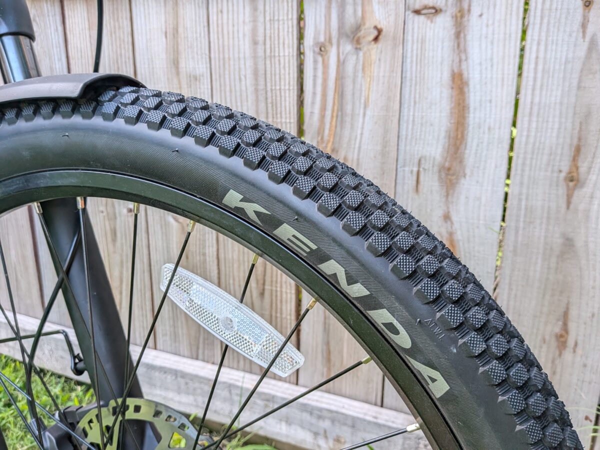 Checkerboard tread pattern on the Monarc Tracer's Kenda tires