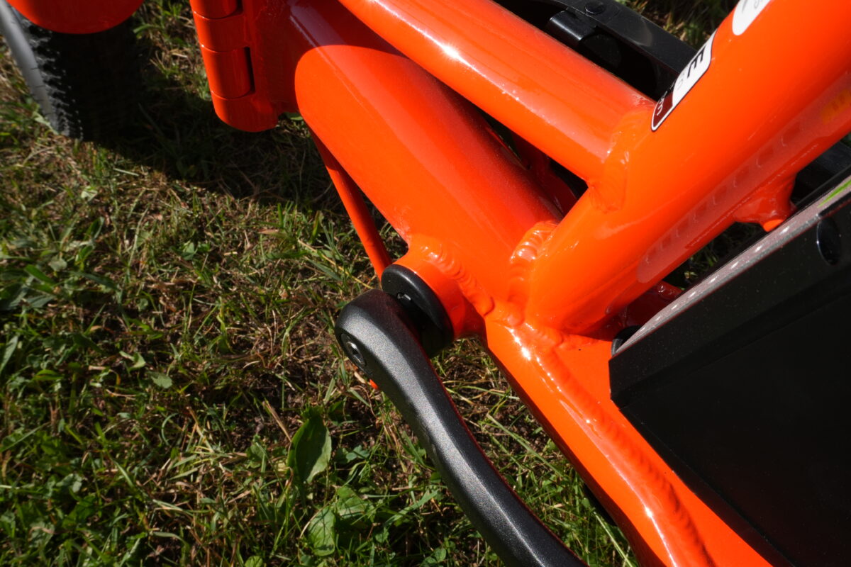 Mooncool TK2 cadence sensor at the bottom bracket