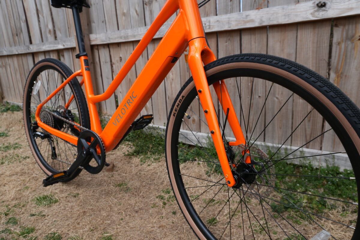 Rigid fork on the Velotric Tempo