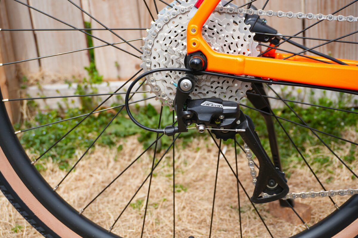 Shimano Acera rear derailleur on the Velotric Tempo