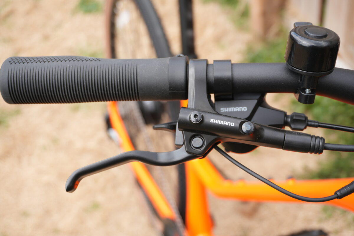 Shimano hydraulic brake lever on the Velotric Tempo
