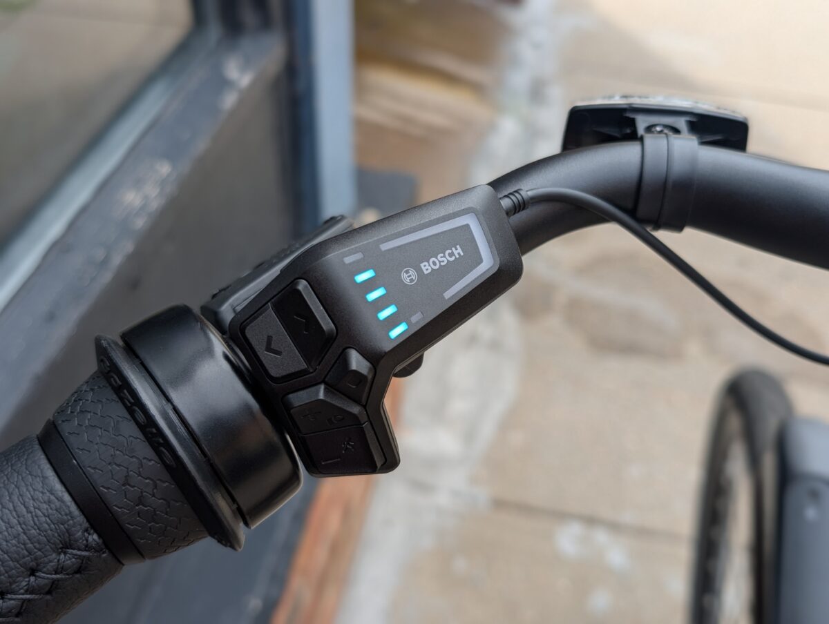 Bosch LED Remote control pad on the Gazelle Arroyo C380 Elite