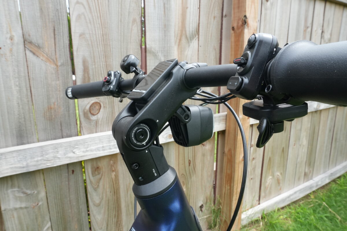 Adjustable stem with 60 degrees of adjustment on the Segway Myon.