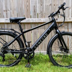 Walmart Concord Commutr 26 inch electric bike in black, side profile
