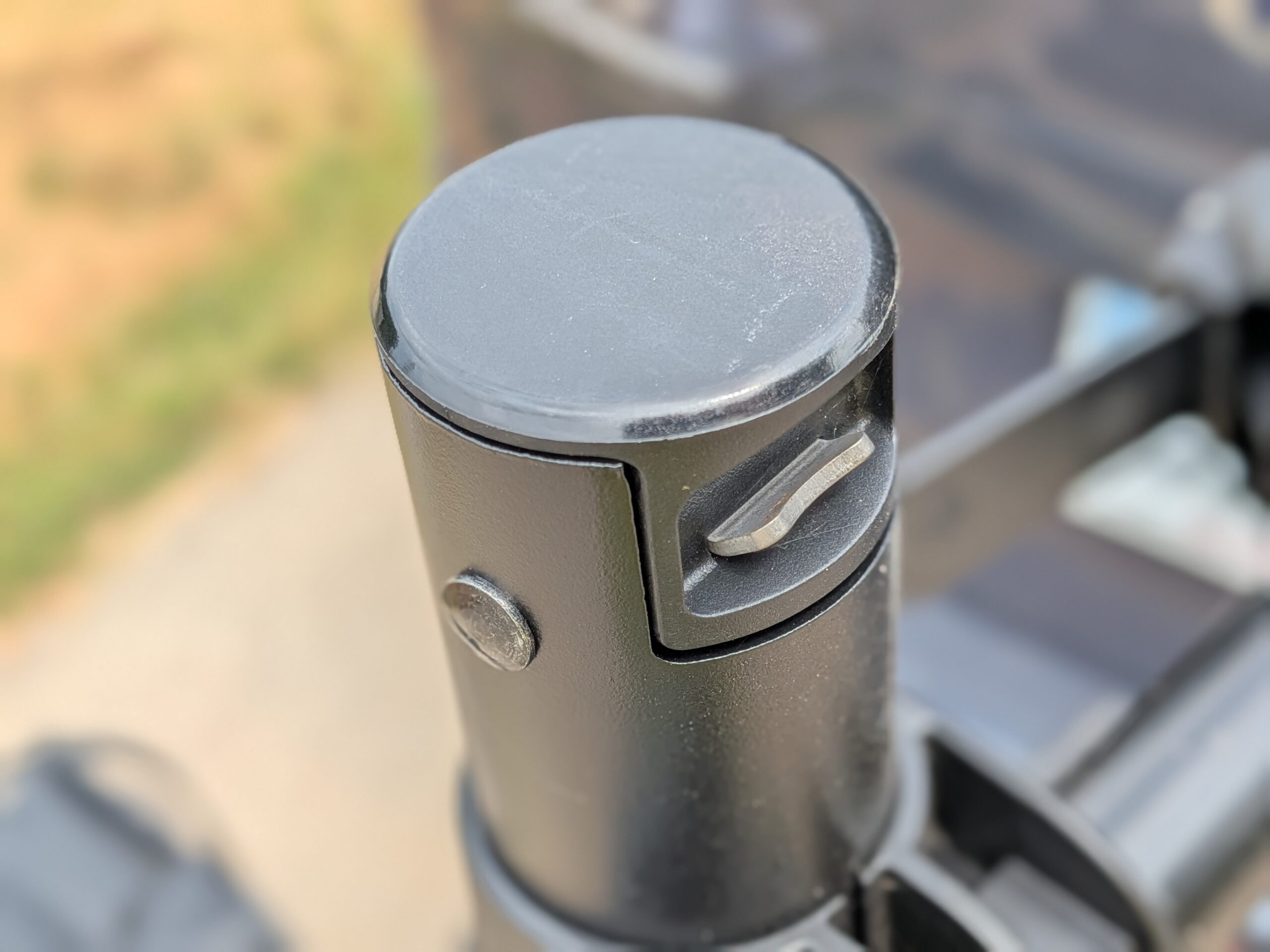Built-in bottle opener on the Yakima OnRamp LX center post