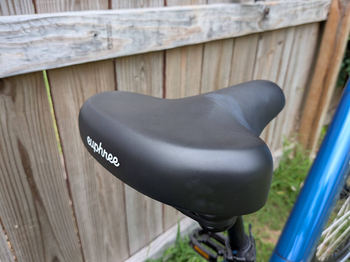Wide comfort saddle on the Euphree Solar Sparrow