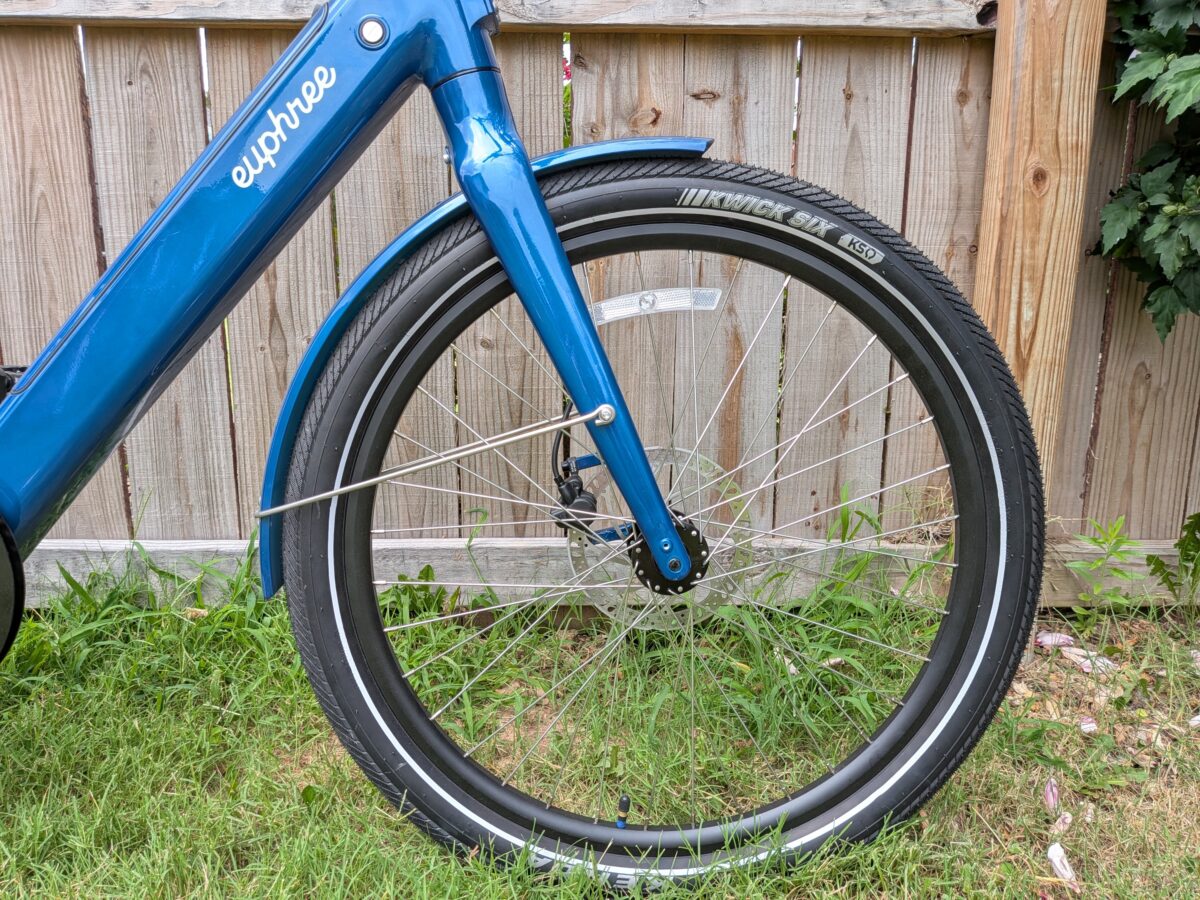 Kenda Kwik Six 26 x 2.4-inch tire on the Euphree Solar Sparrow