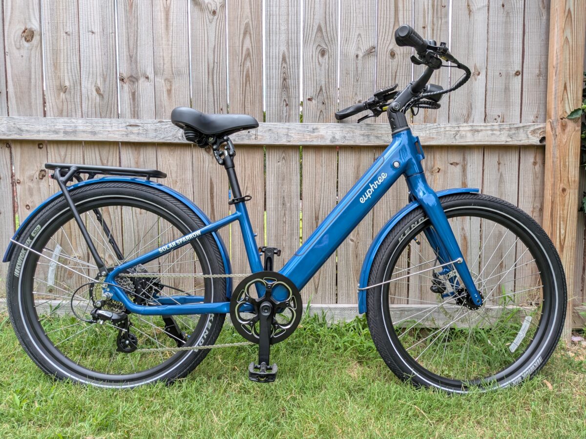 Side profile of the Euphree Solar Sparrow chain drive ebike in Riviera Blue