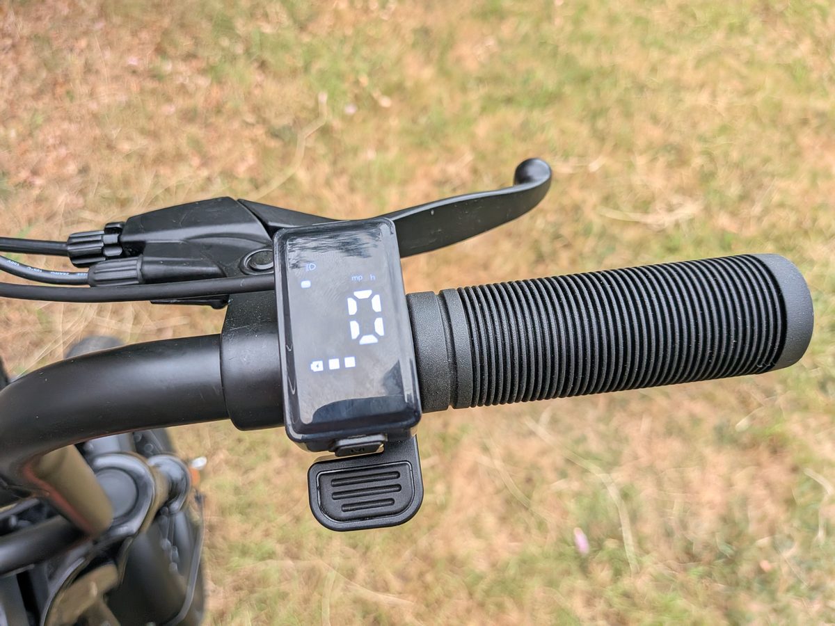 Gotrax Ranger 16 LED display and thumb throttle