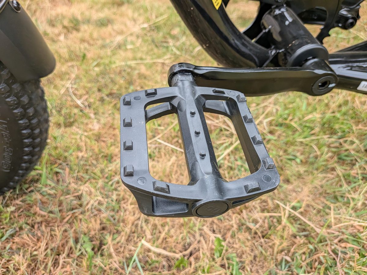 Gotrax Ranger 16 plastic platform pedal