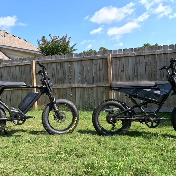 Macfox X2 and Juiced Scrambler Full Suspension parked side by side for comparison