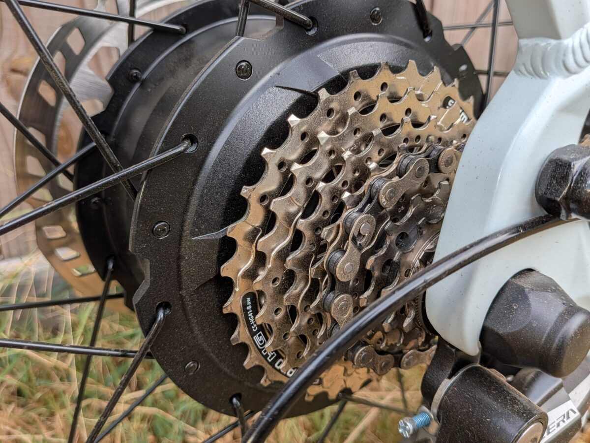 Vorsa FT 11-32T cassette and rear hub motor