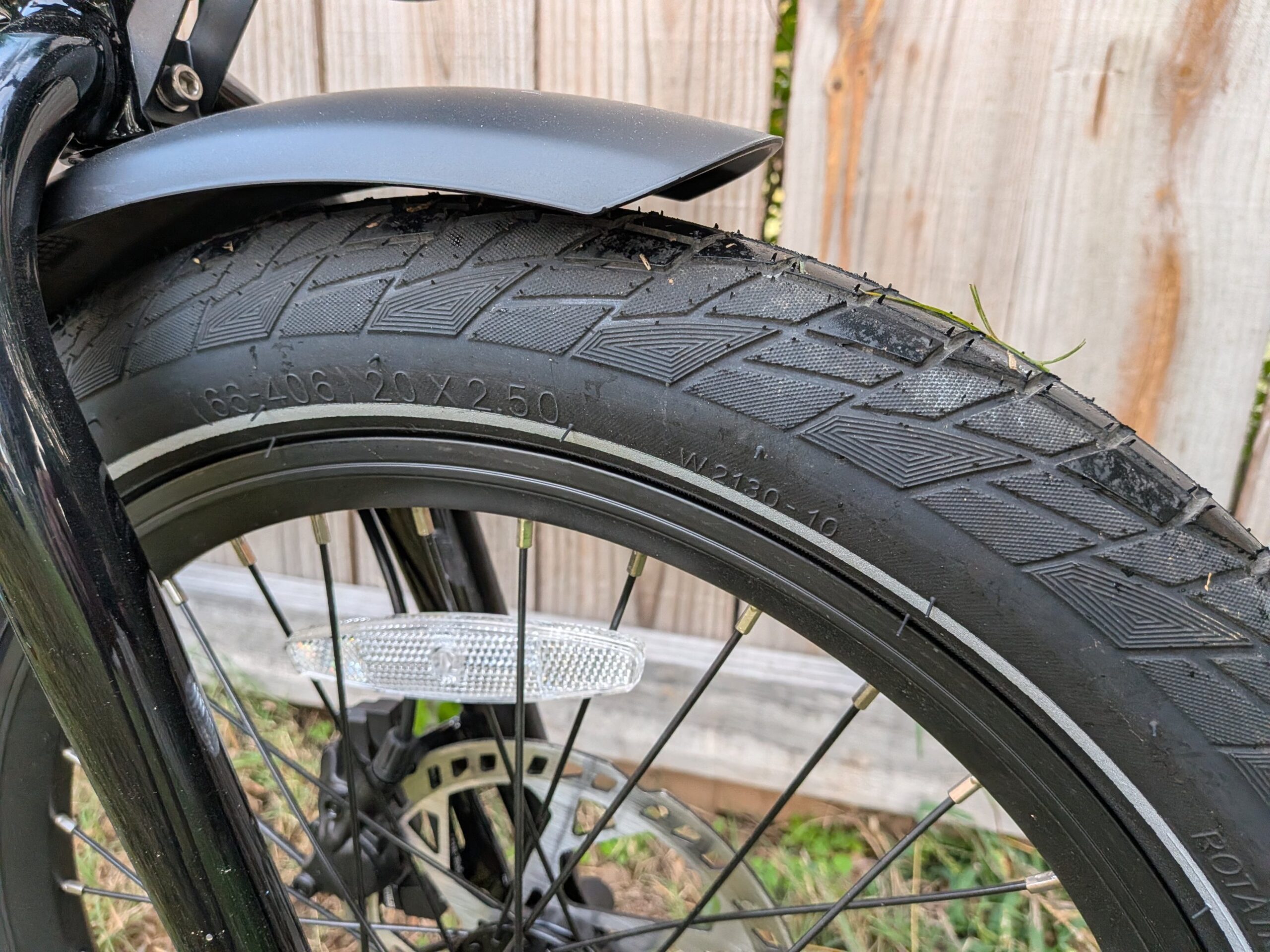 Lectric XP Lite 3 20 x 2.5 in. street tire