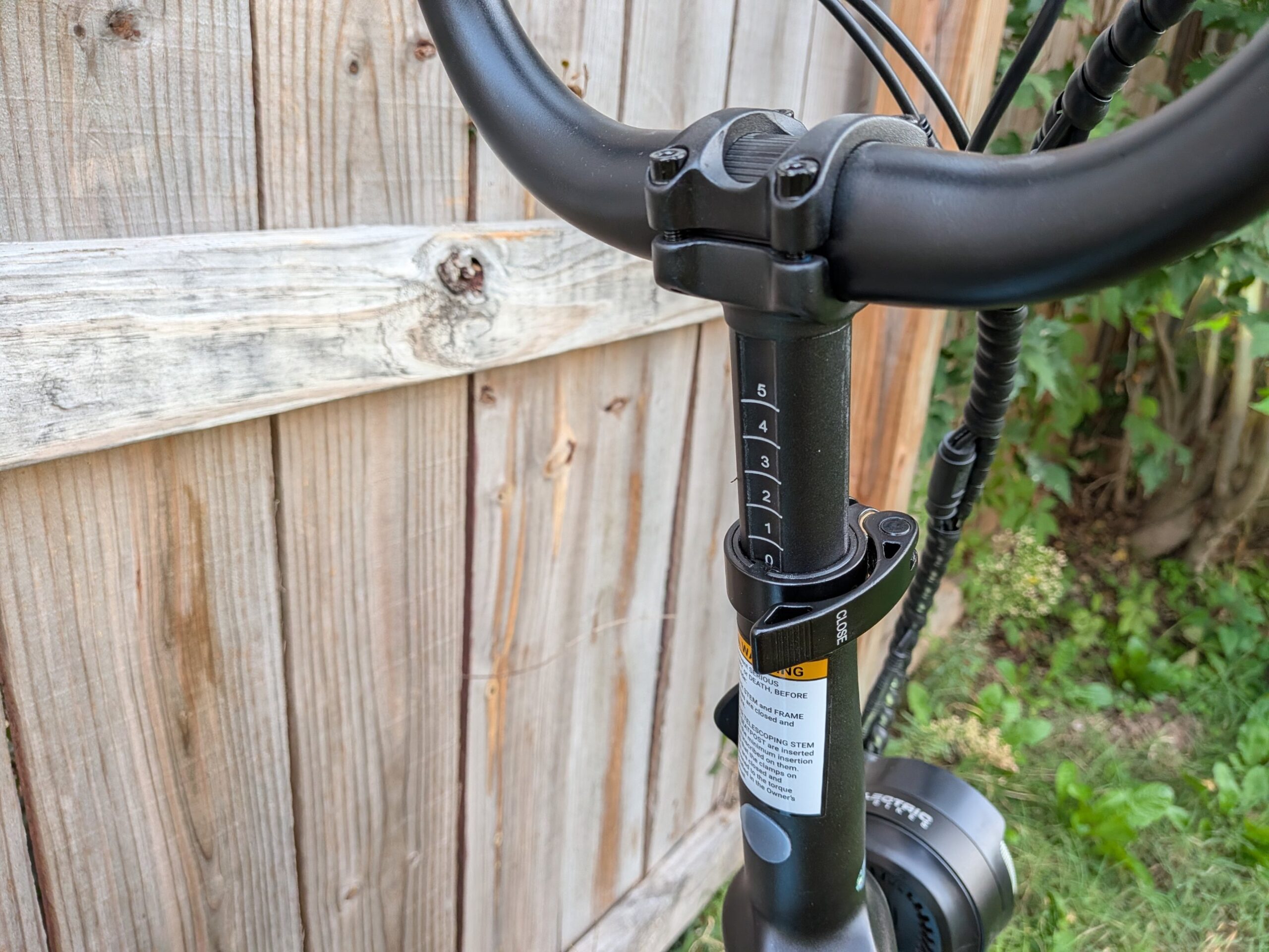 Lectric XP Lite 3 adjustable handlebar height
